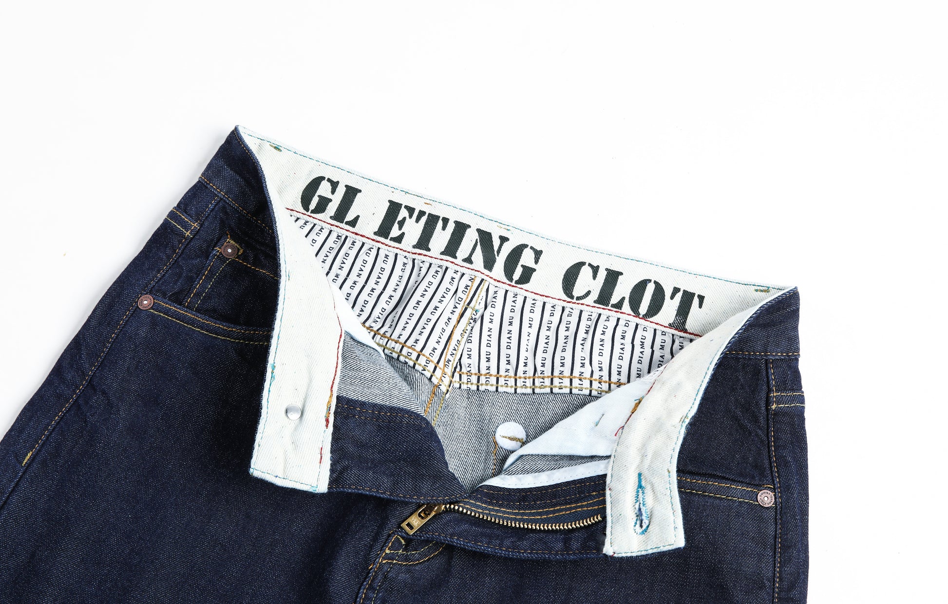 Classic 5 Pocket Mid - Rise Straight Leg Jeans