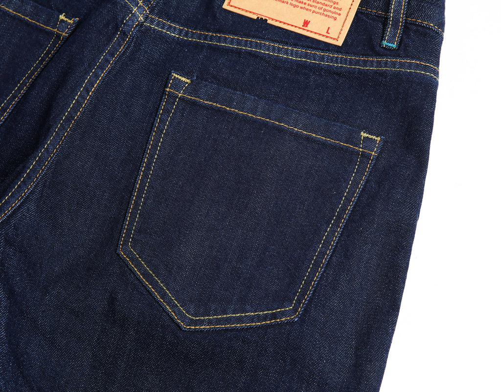 Classic 5 Pocket Mid - Rise Straight Leg Jeans